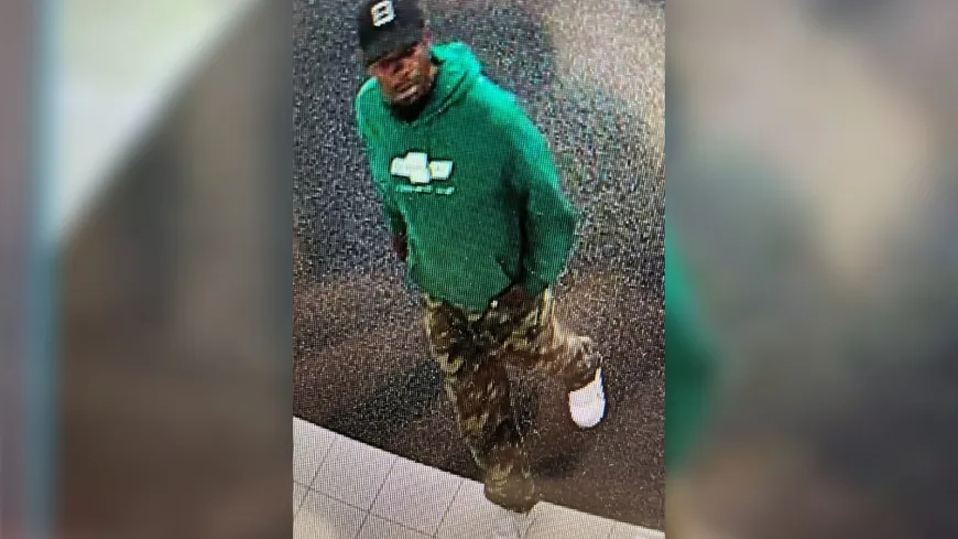 Chesterfield Police looking for suspect in over $400 Burlington theft