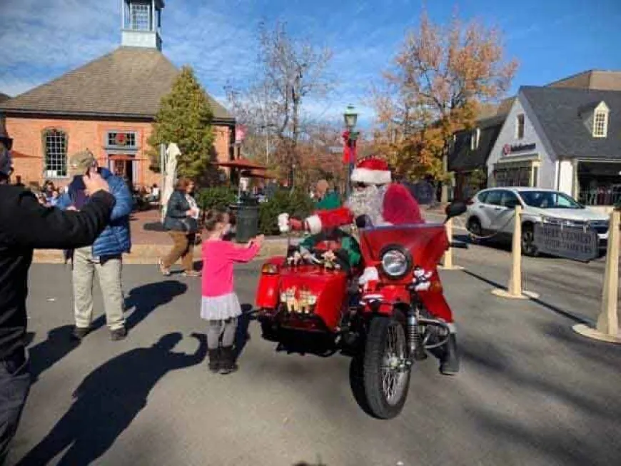 Side Car Santa – 2024 Schedule in Merchants Square, Colonial Williamsburg!