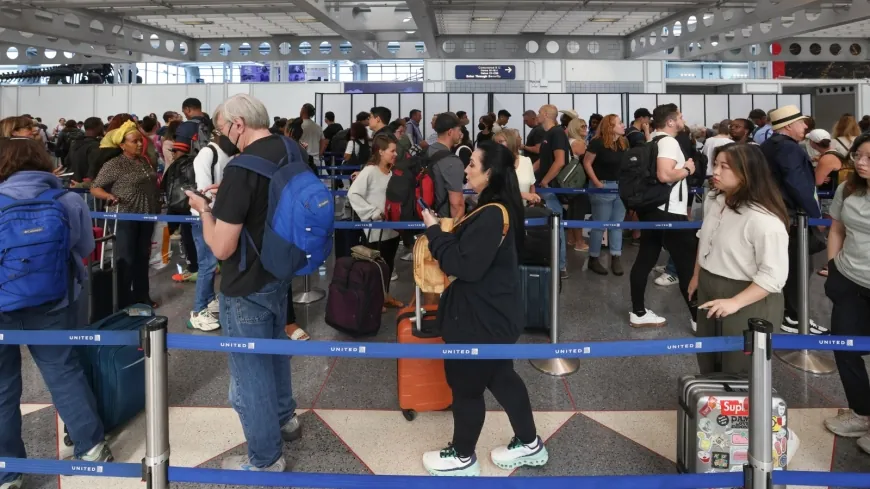 Airports say to arrive extra early for a record breaking year of Thanksgiving travel