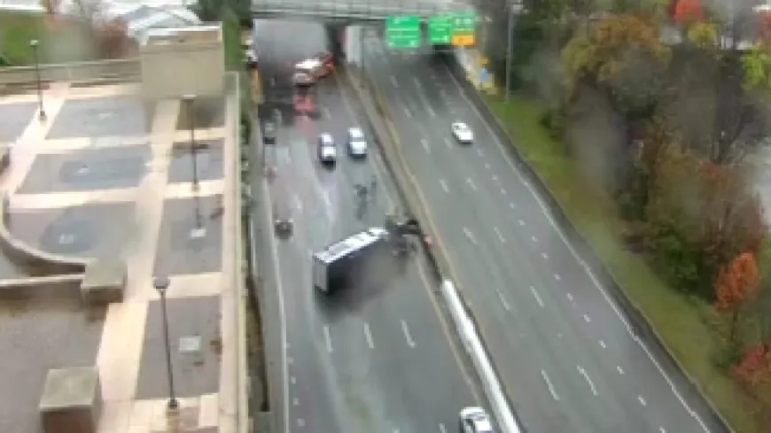 Multi-vehicle crash clears on I-95 South in Richmond