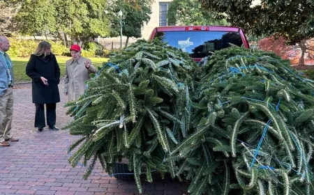 Virginia-grown Christmas trees, wreaths delivered to Governor’s mansion