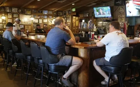 Restaurants divided on whether lawmakers should make changes to Virginia’s food-to-alcohol ratio