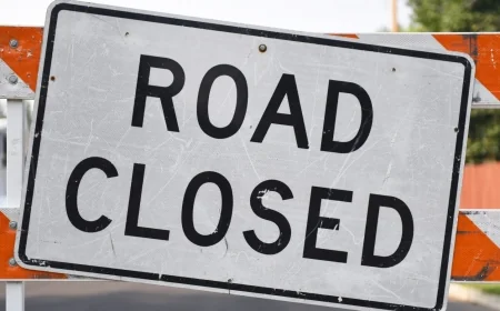 All lanes are closed after crash in Richmond