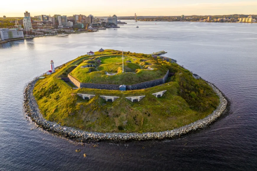 Halifax’s Guide to Coffee Shops and Shared Workspaces