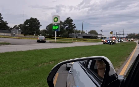 Man shot, killed near gas station in Petersburg