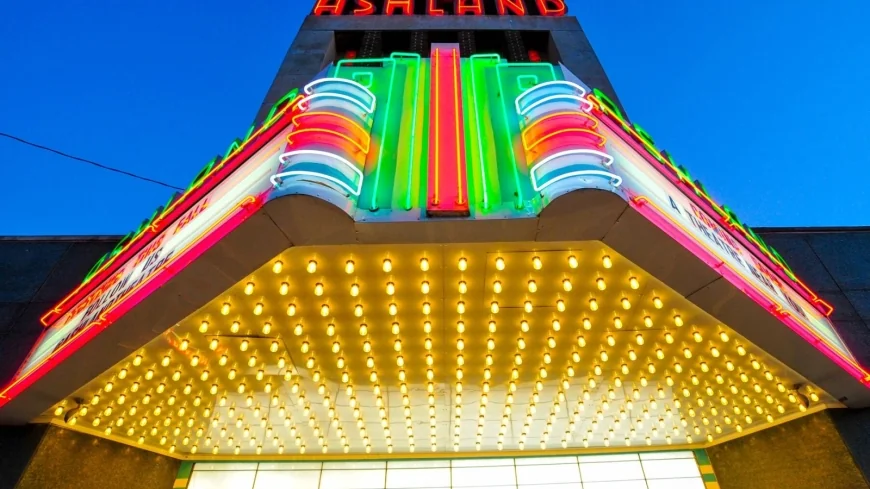 75-cent classic movies screening at Ashland Theatre