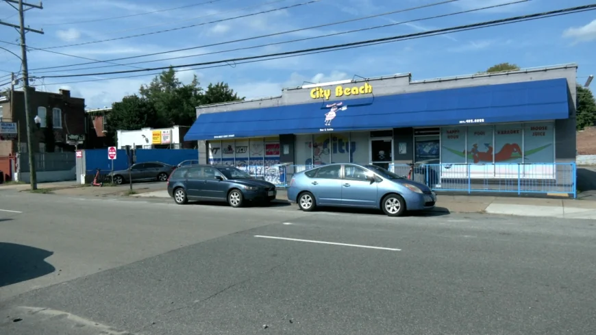 ‘Pop, pop, pop’: Neighbor recalls gunfire outside of City Beach bar