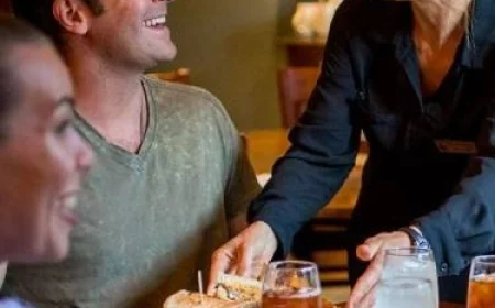 Williamsburg Lodge Gingerbread Holiday Dinner