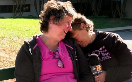 Best friends and fellow nurses beat breast cancer side-by-side