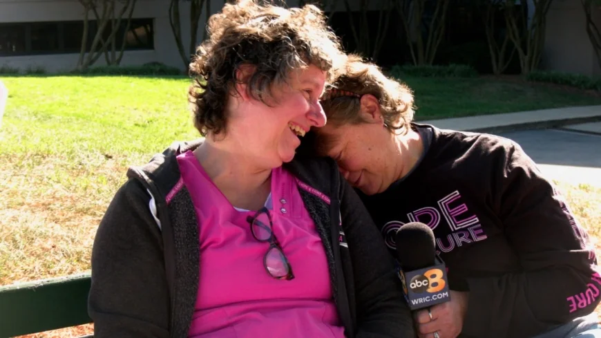 Best friends and fellow nurses beat breast cancer side-by-side