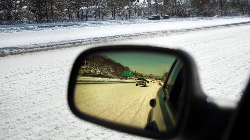 VDOT prioritizing major roads as ice creates hazardous driving conditions