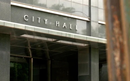 Security expert weighs in on armed Richmond City Hall guards
