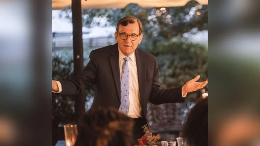 Valentine staff reflects on the life of longtime director Bill Martin