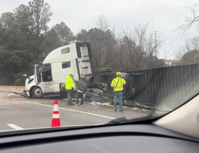 Police: Tractor-trailer overturns on I-95 South in Richmond after swerving to avoid vehicle cutting ahead