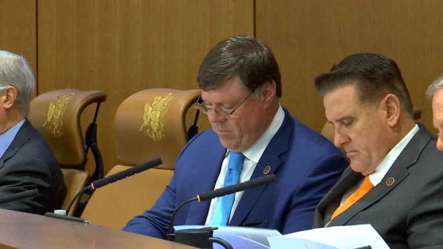 Senate committee approves raising minimum wage, paid sick time off bill and more