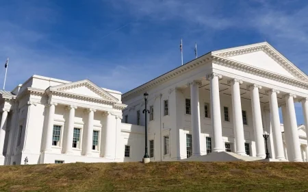 Lawmakers pass PFML, sick leave, retail weed legislation before leaving Richmond