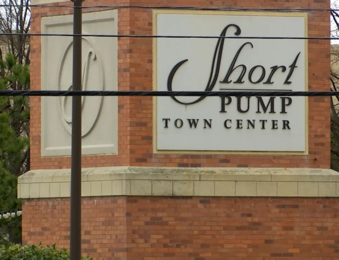 Woman captures aftermath video of teen fight at Short Pump Town Center