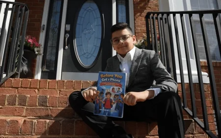 When should kids get smartphones? Henrico 12-year-old offers his own guide